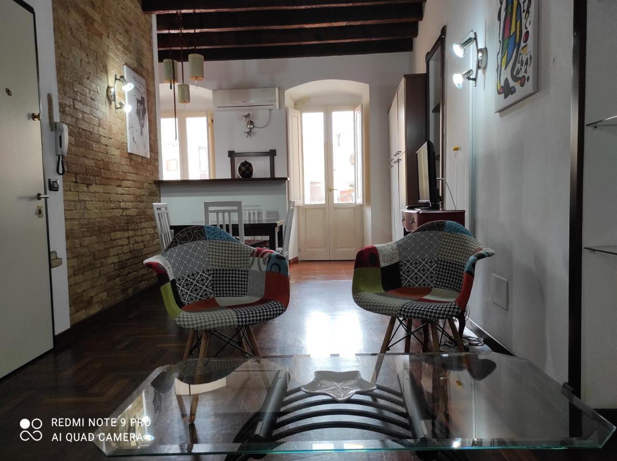 Old Town Home Иглесиас Экстерьер фото